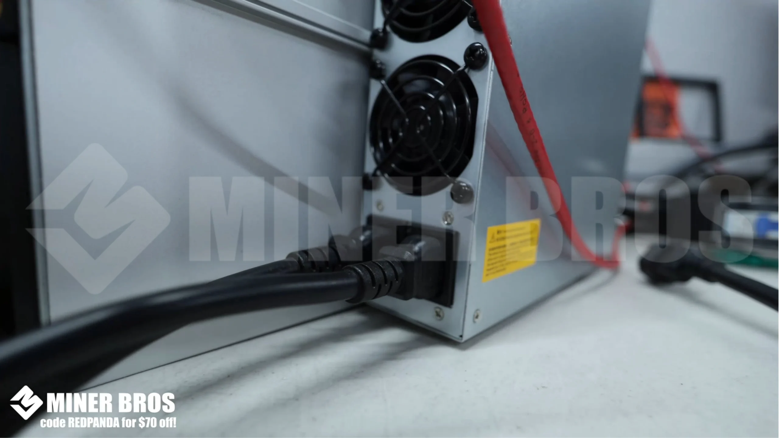 Plug both Y adapter inputs into the ASIC - 9