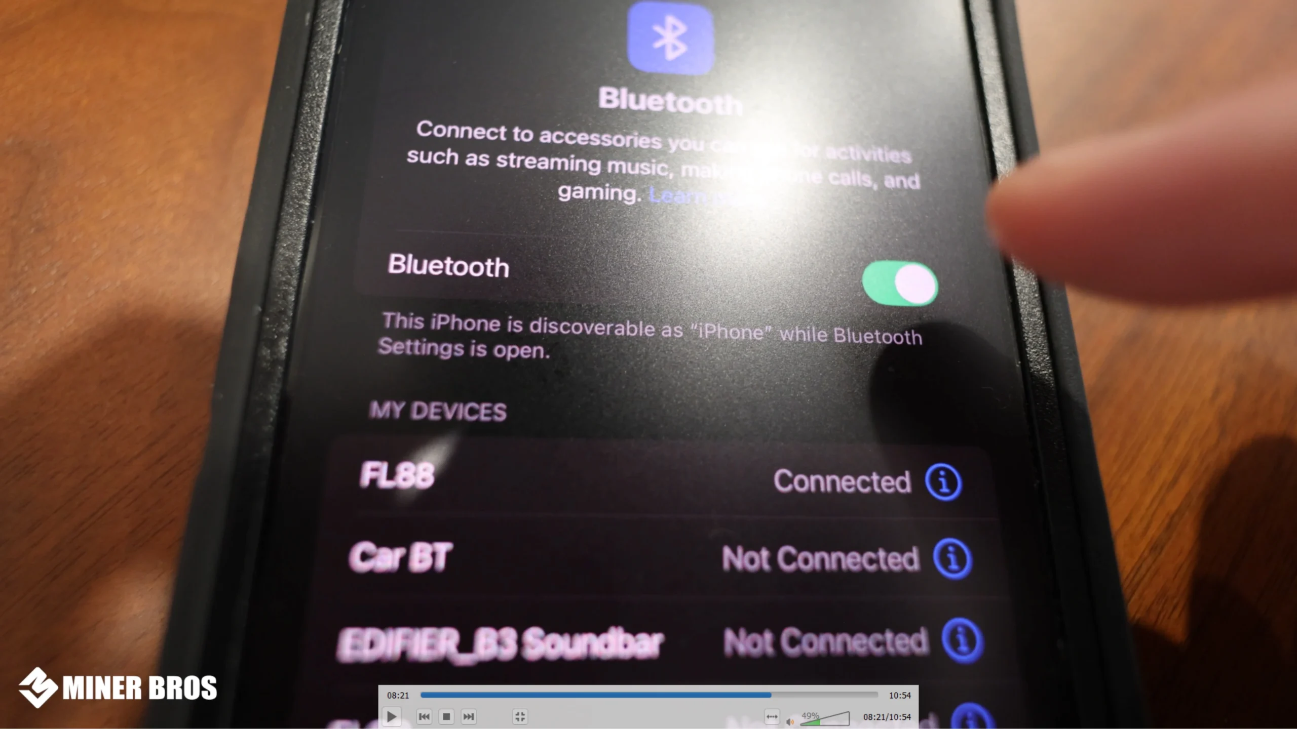 Activa el Bluetooth en tu teléfono. - 29